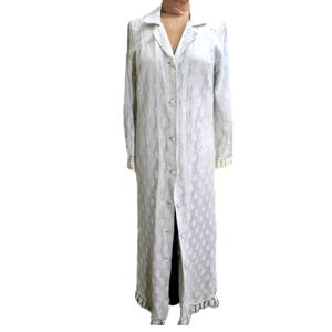 Incredible full length lace robe by vintage I.MAGNIN & CO.